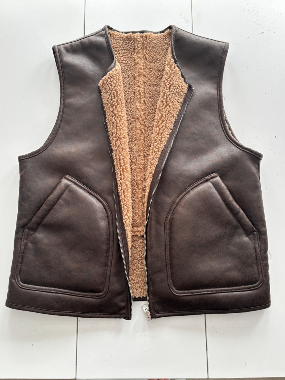 H&M Reversible Teddy Sherpa Vest Brown Men's Small